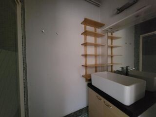  Appartement à louer 3 pièces 65 m²