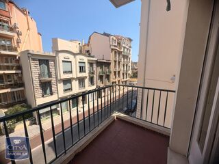  Appartement à louer 2 pièces 60 m²