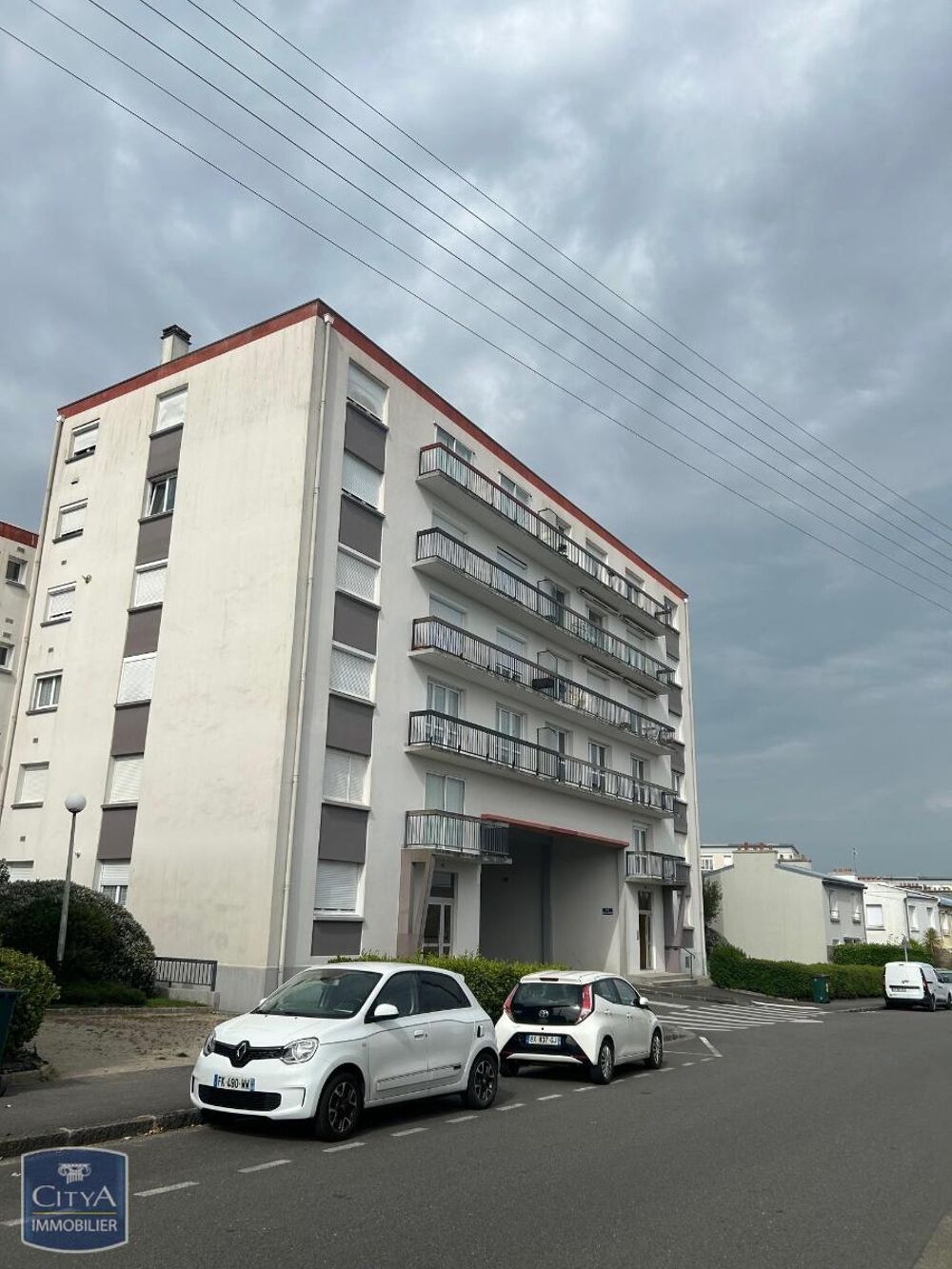 EXCLUSIVITÉ - QUARTIER SAINT-PIERRE A louer : Appartemen....