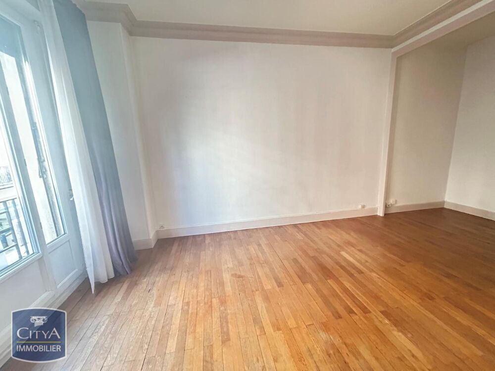 GRENOBLE SECTEUR HYPER CENTRE 2P+C EN BON ETAT - 17 Bis ....