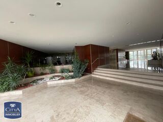  Appartement à louer 1 pièce 32 m²