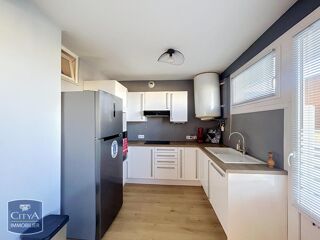  Appartement à louer 4 pièces 70 m²