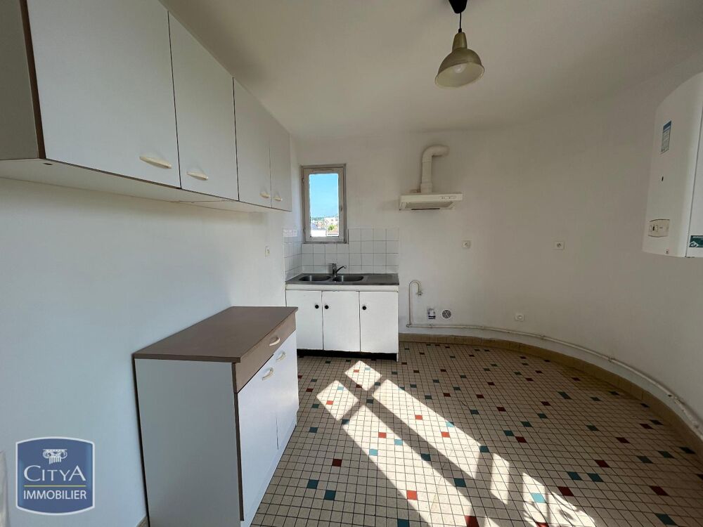 location Appartement - 3 pièce(s) - 82 m² Château-Thierry (02400)