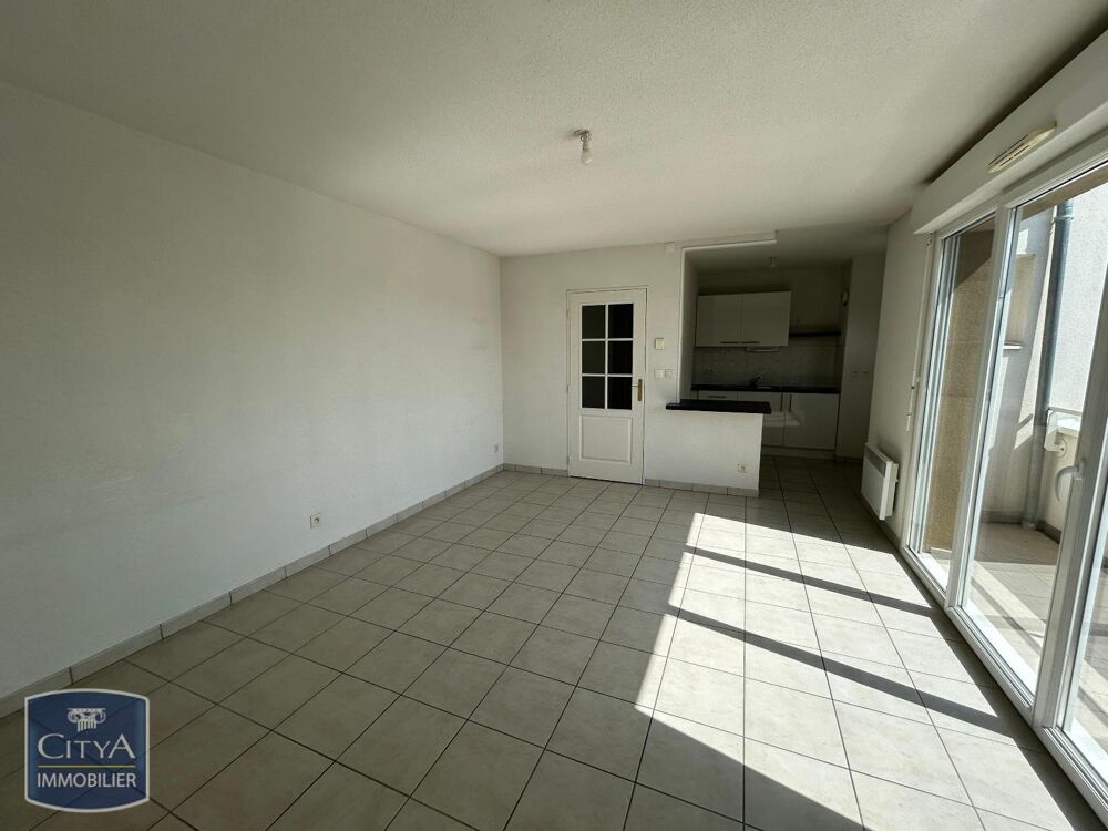 location Appartement - 3 pièce(s) - 67 m² Laval (53000)