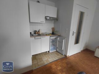  Appartement à louer 1 pièce 27 m²