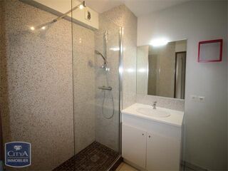  Appartement à louer 3 pièces 68 m²
