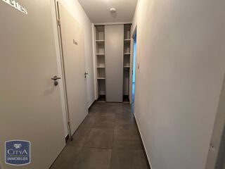  Appartement à louer 2 pièces 48 m²