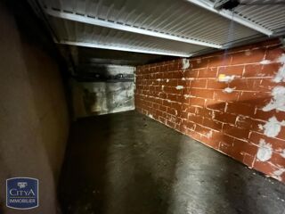  Parking / Garage � louer 