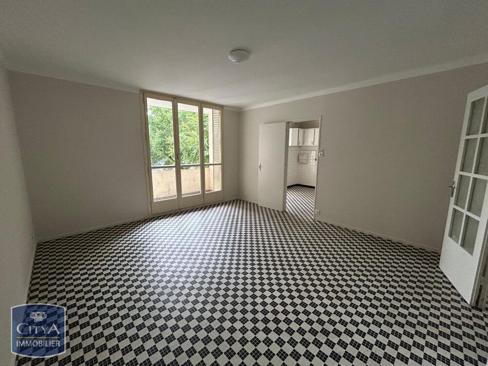 location Appartement - 4 pièce(s) - 77 m² Chambéry (73000)