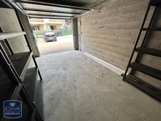  Parking / Garage � louer 18 m�