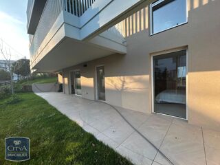  Appartement � louer 3 pi�ces 79 m�