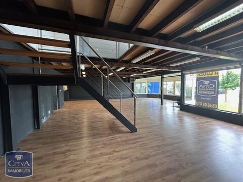   Location / Local Commercial 