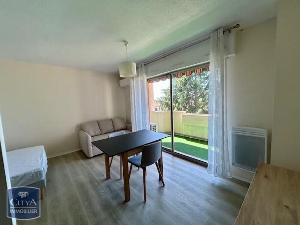 À LOUER : Charmant studio meublé situé dans la belle vil....