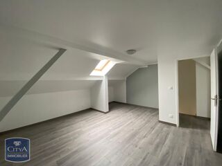  Appartement à louer 3 pièces 84 m²