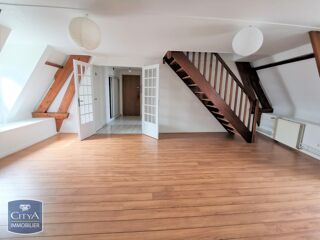  Appartement à louer 4 pièces 90 m²