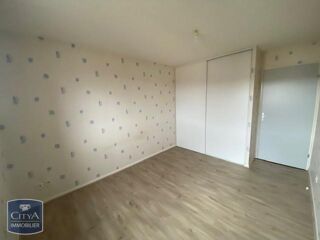  Appartement à louer 3 pièces 64 m²