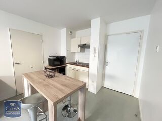  Appartement à louer 2 pièces 37 m²