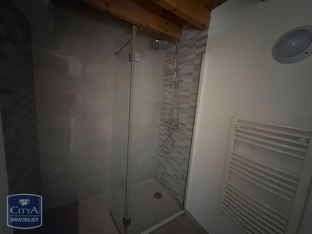 location Appartement - 1 pièce(s) - 31 m² La Couronne (16400)