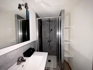  Appartement à louer 1 pièce 28 m²