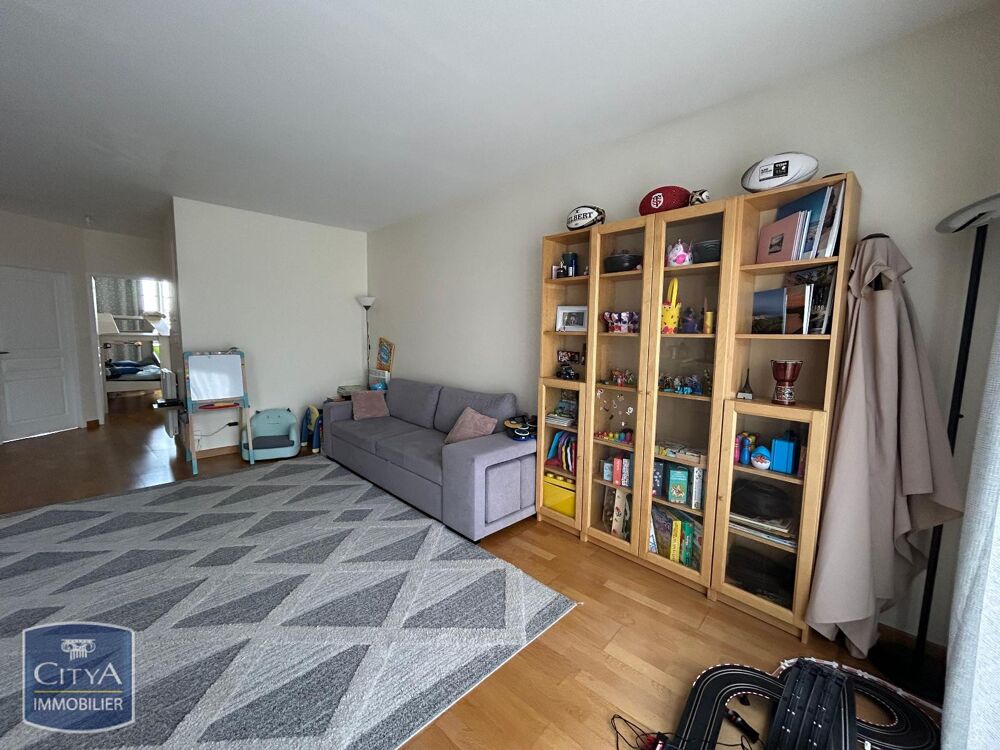 location Appartement - 3 pièce(s) - 72 m² La Rochelle (17000)