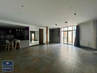  Appartement à louer 3 pièces 91 m²