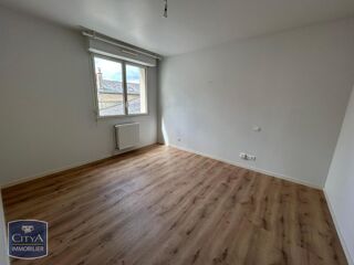  Appartement à louer 3 pièces 70 m²