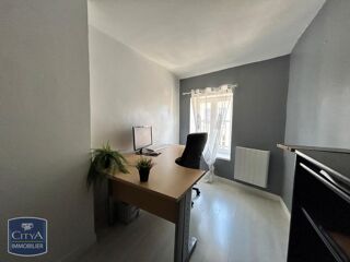  Appartement à louer 3 pièces 80 m²