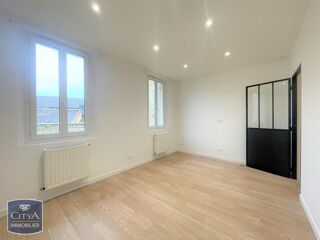  Appartement à louer 2 pièces 32 m²