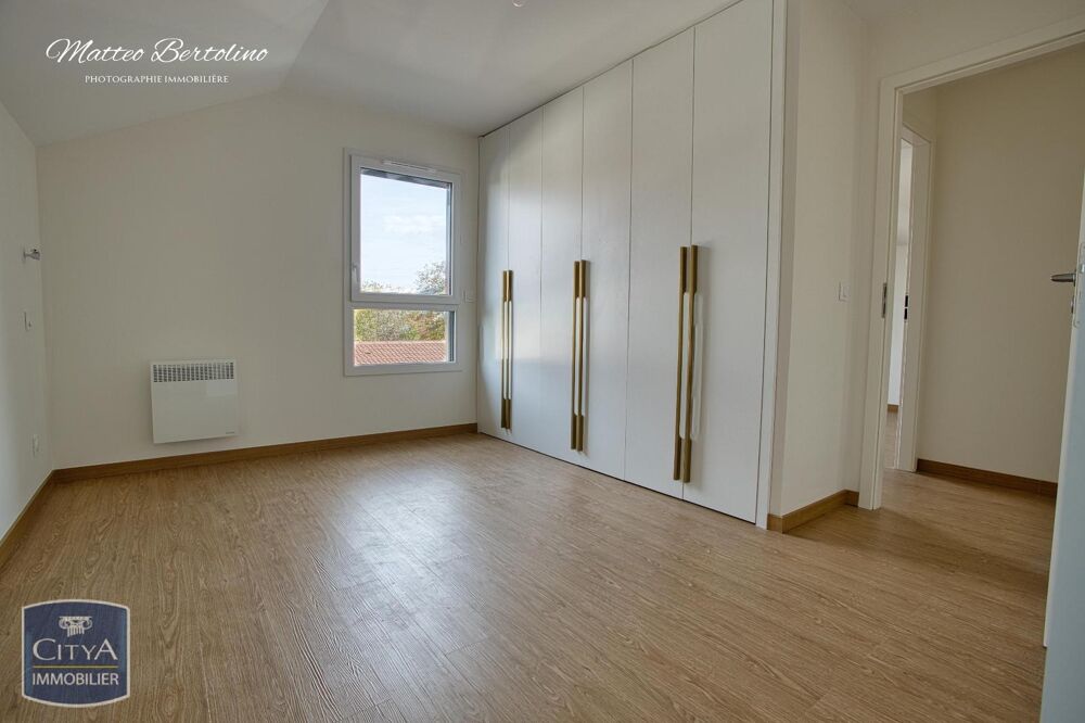 location Maison - 5 pièce(s) - 121 m² Viry (74580)