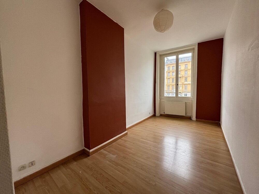 SECTEUR DORIAN-4 Rue Saint Jean - SAINT ETIENNE. Apparte....