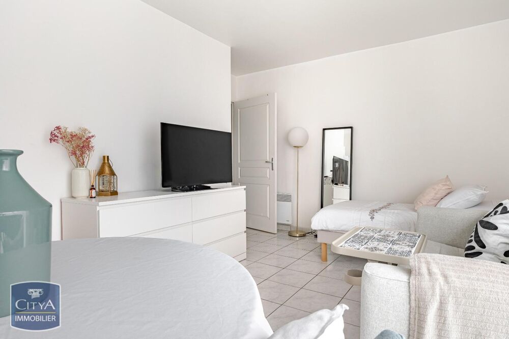 location Appartement - 1 pièce(s) - 31 m² Tours (37200)