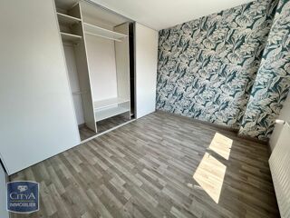  Maison à louer 4 pièces 87 m²