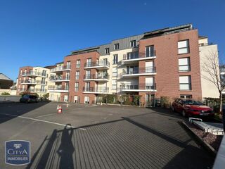  Parking / Garage � louer 