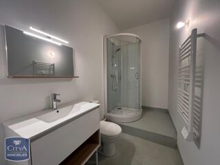  Appartement à louer 2 pièces 57 m²