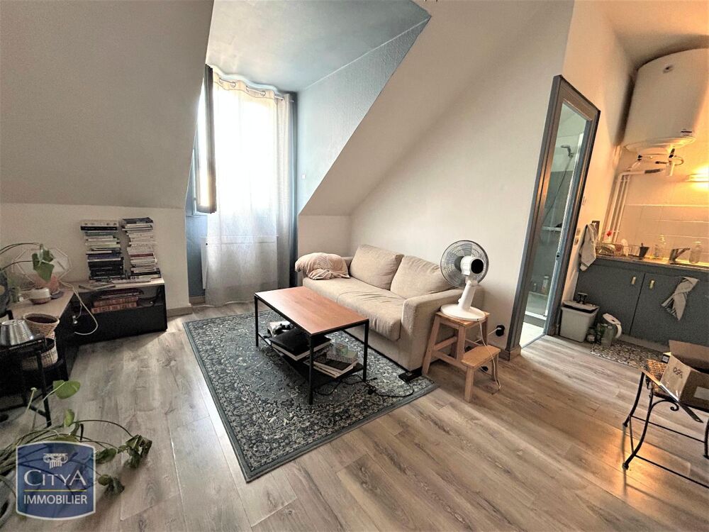 À LOUER : Appartement T2 situé en plein coeur du centre-v....