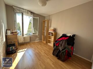  Appartement à louer 3 pièces 66 m²