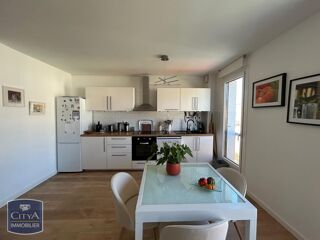  Appartement � louer 3 pi�ces 77 m�
