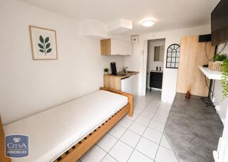  Appartement à louer 1 pièce 10 m²
