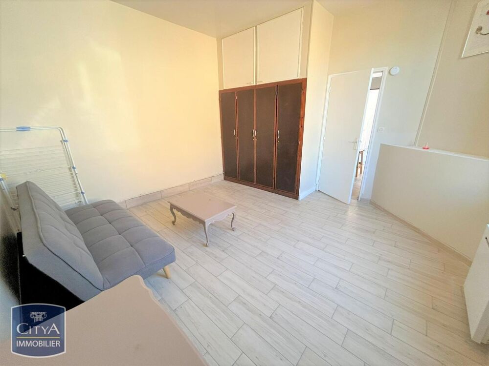 À LOUER ! APPARTEMENT MEUBLE AVEC COUR PRIVATIVE Si vous....