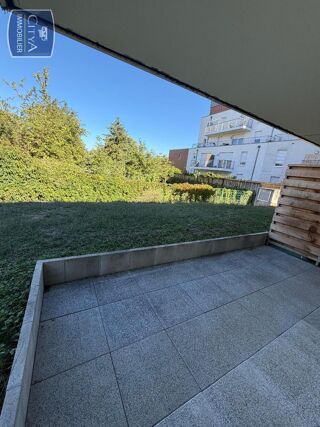  Appartement à louer 2 pièces 43 m²