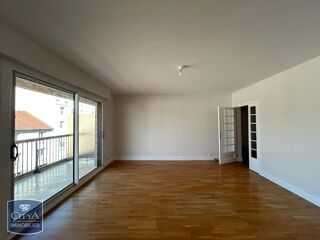  Appartement � louer 4 pi�ces 92 m�