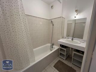  Appartement à louer 2 pièces 48 m²