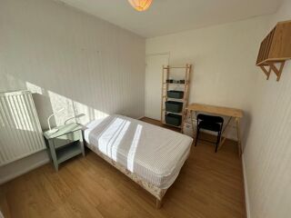  Appartement à louer 3 pièces 60 m²