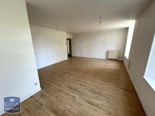 location Appartement - 3 pièce(s) - 105 m² La Fère (02800)