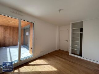  Appartement à louer 2 pièces 48 m²