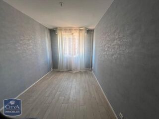  Appartement à louer 3 pièces 72 m²
