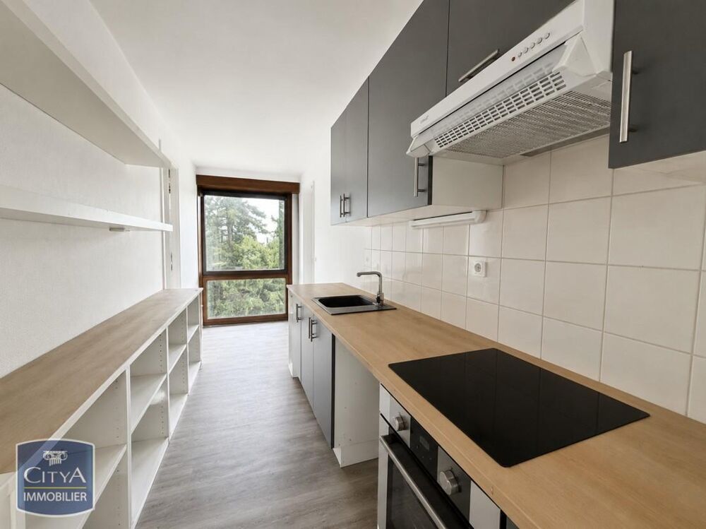 location Appartement - 3 pièce(s) - 72 m² Paris 14