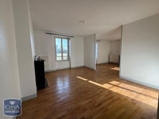  Appartement à louer 5 pièces 105 m²