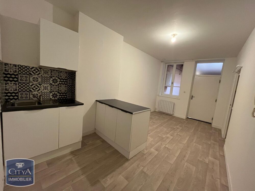 À LOUER : Découvrez ce charmant appartement T1 situé au ....