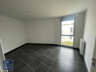  Appartement à louer 3 pièces 106 m²